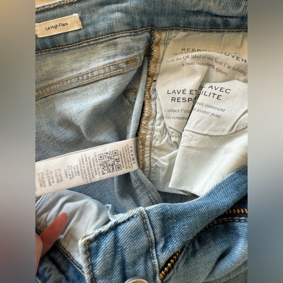 Frame Le High Flare Jeans in Cebu - Picture 9 of 10